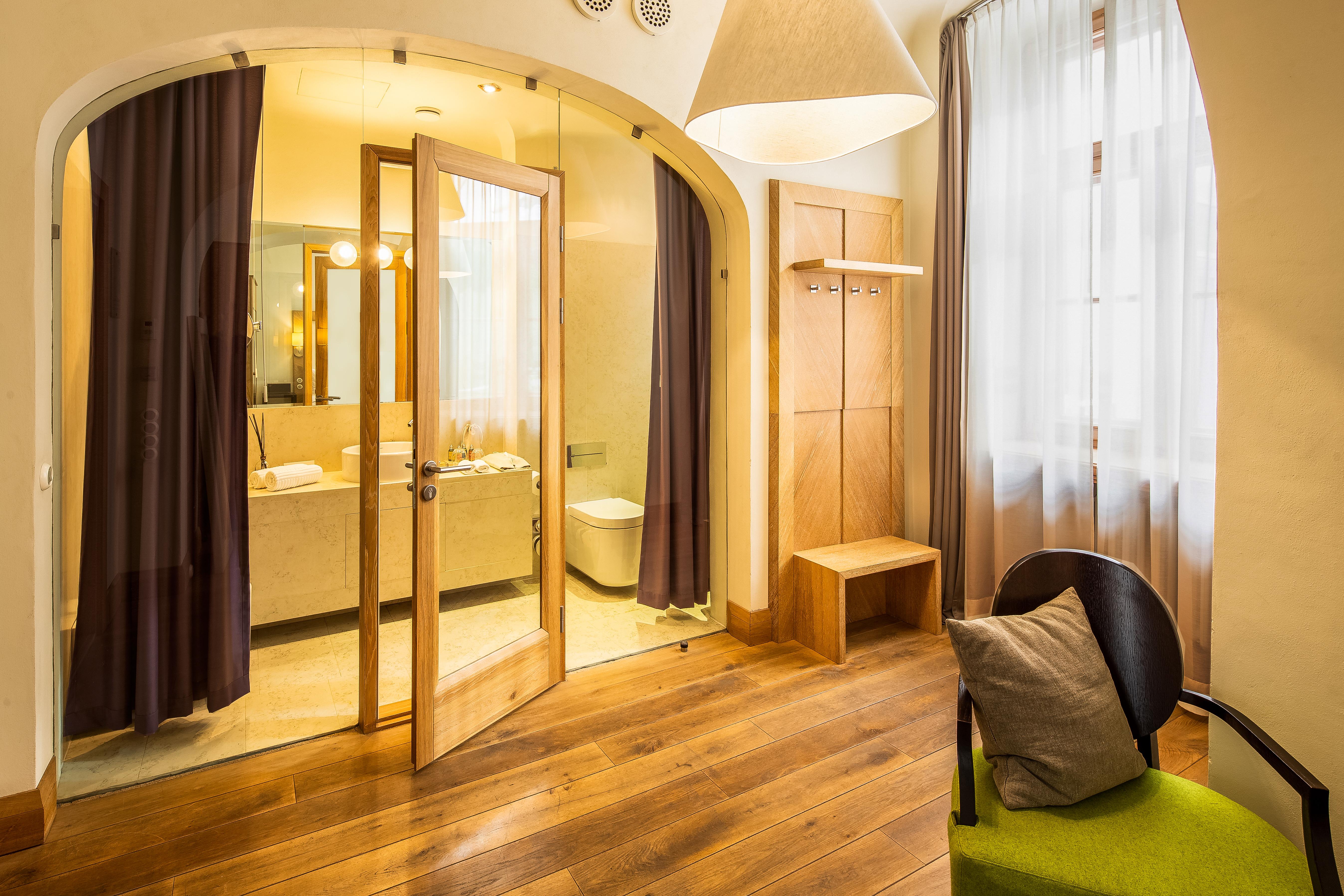 Dome Hotel 5*