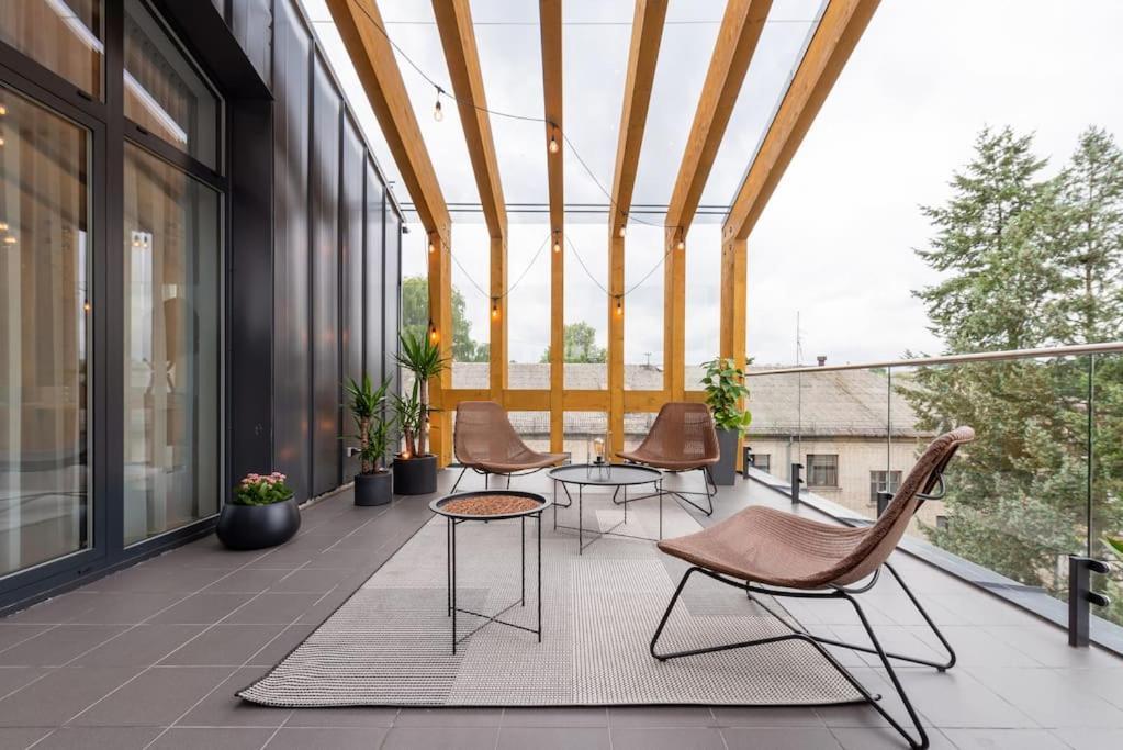 Luxurious Penthouse With Parking