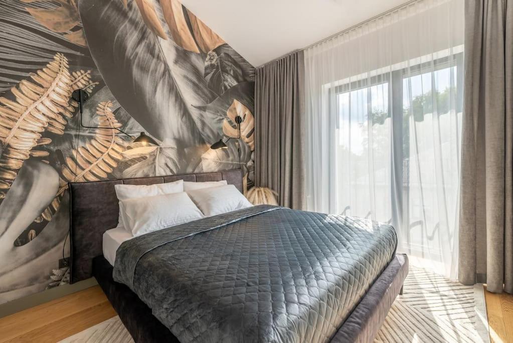 Apartment Luxurious Penthouse With Parking *
