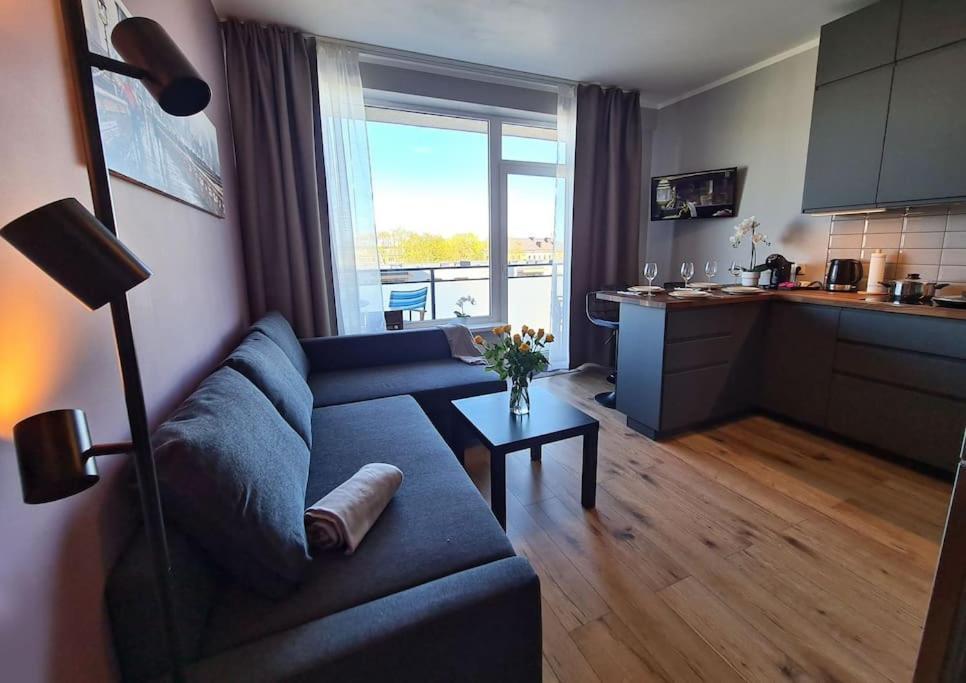 Stylish With Parking & Spacious Balcony Apartment Riga