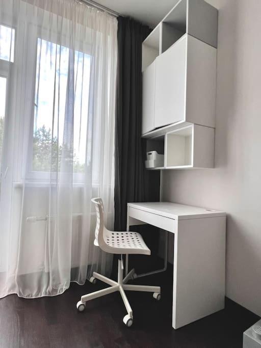 Modern Apartment *