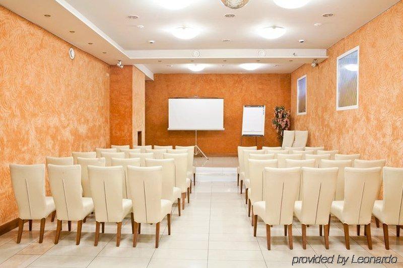 Kolonna Brigita Viešbutis 3*