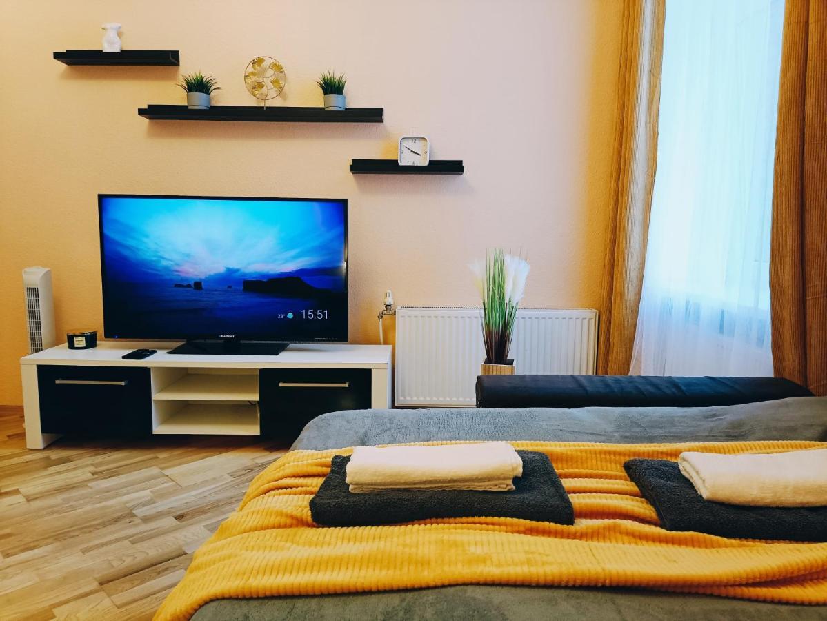 Dzīvoklis Street Cozy *
