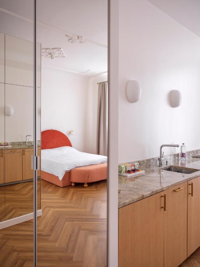 Aparthotel Miro Skolas - Quiet Chic, Free Parking, Self Check-in