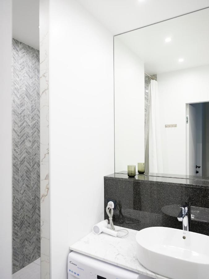 Aparthotel Miro Skolas - Quiet Chic, Free Parking, Self Check-in *
