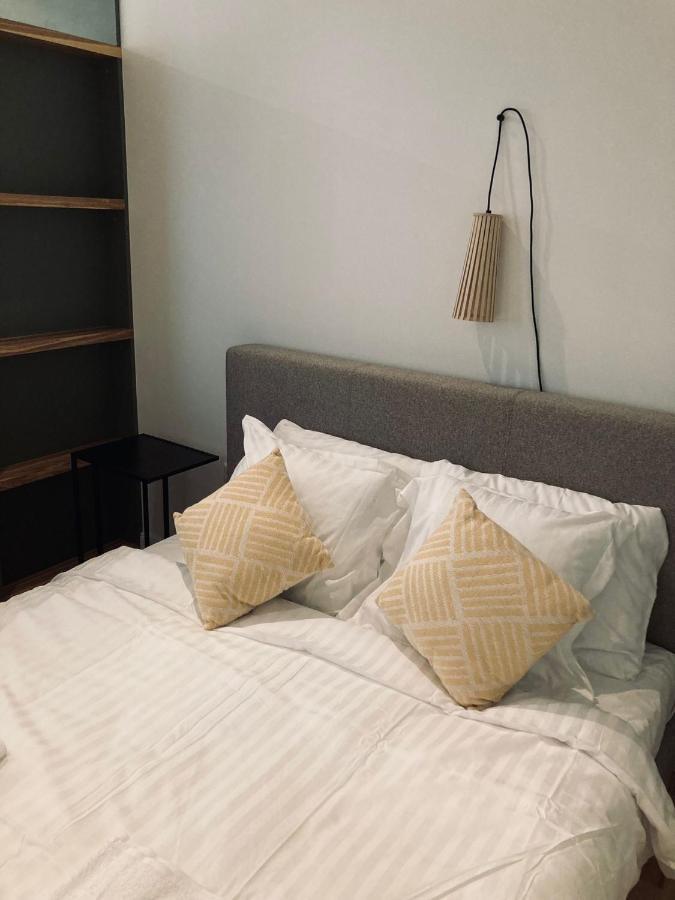 Harmony- Brand New & Cozy Very Center Of Apartment *