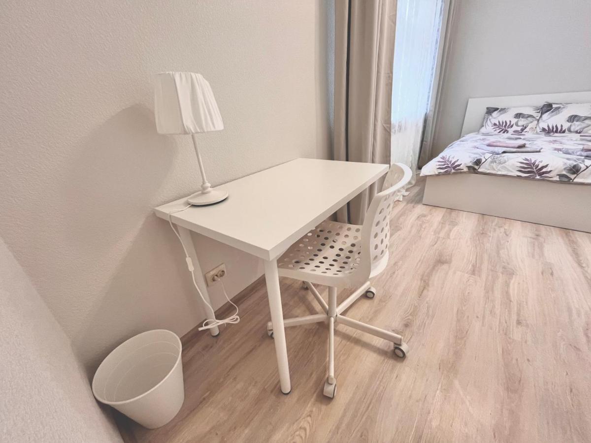 一one Home一flat In Centrs Apartment *