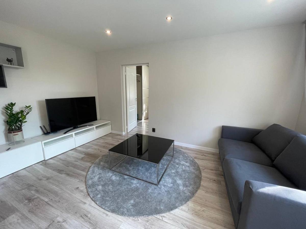 Appartement Expansive One Bedroom Gem In A Peaceful Locale