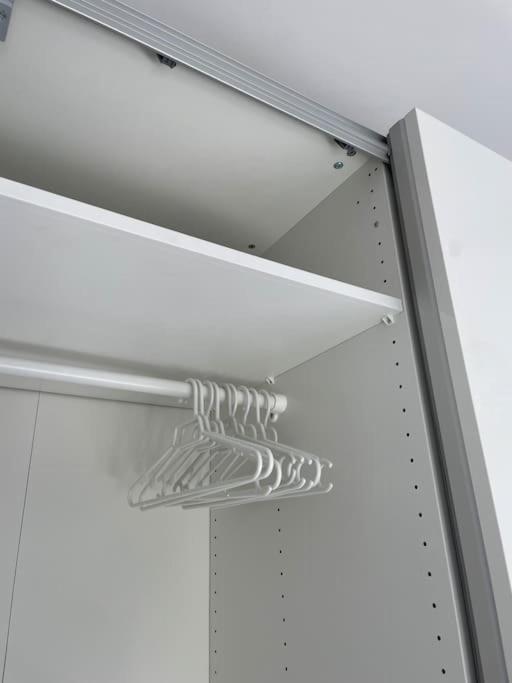 Minimalist Apartment-free Parking, Self Check In Apartment Riga