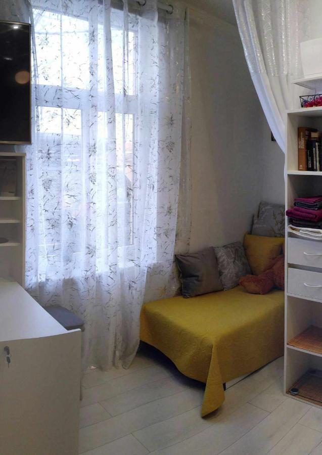 Colorfull Experience In Hause Built 1910 Fast Free Wifi Free Parking Appartement