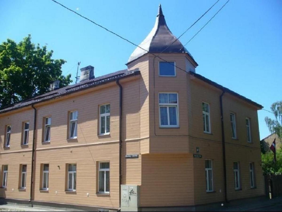 Colorfull Experience In Hause Built 1910 Fast Free Wifi Free Parking Butas