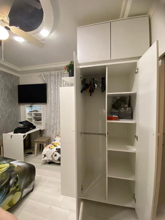 Appartement Colorfull Experience In Hause Built 1910 Fast Free Wifi Free Parking *