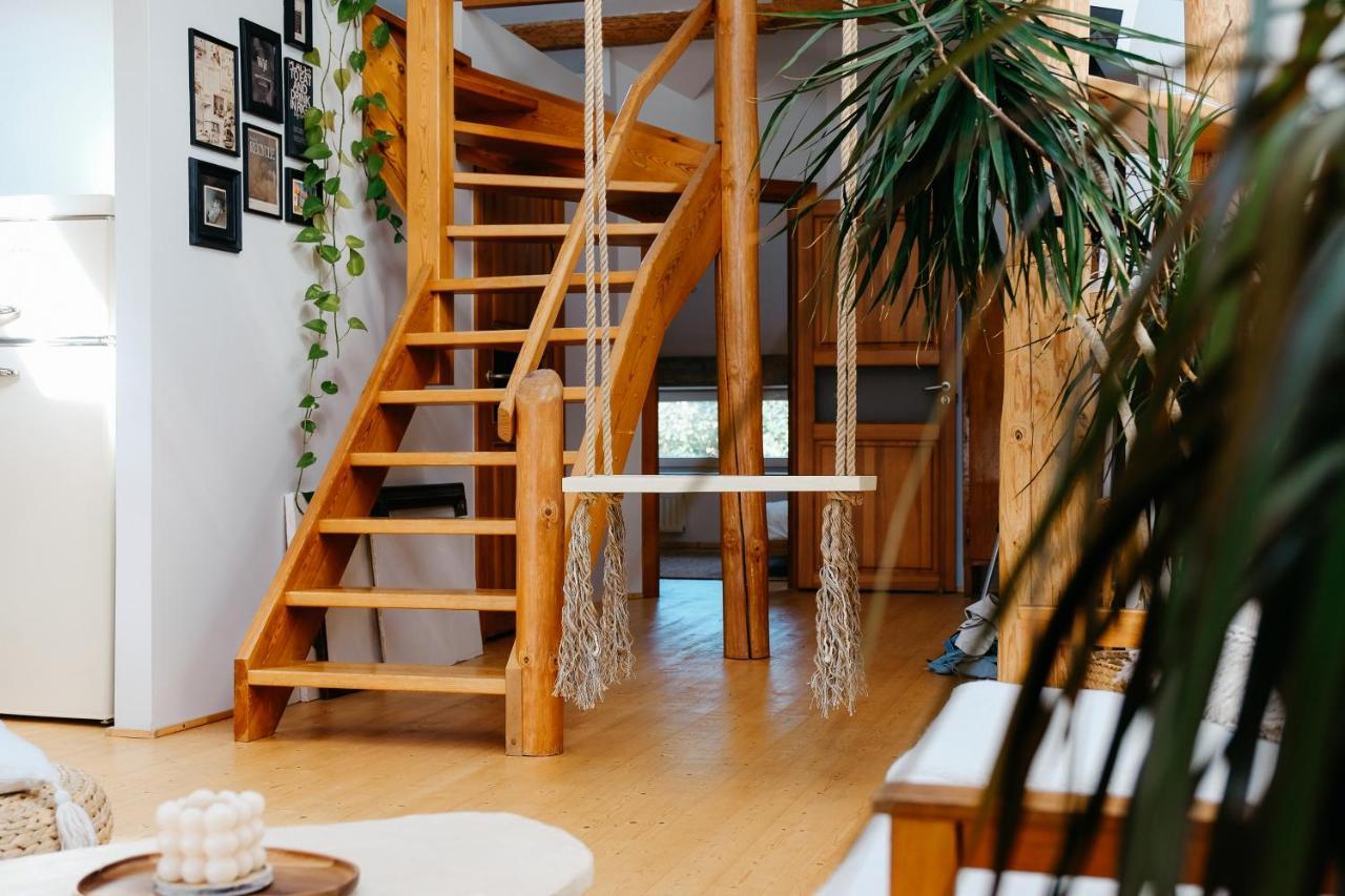 White Loft In The Center Butas