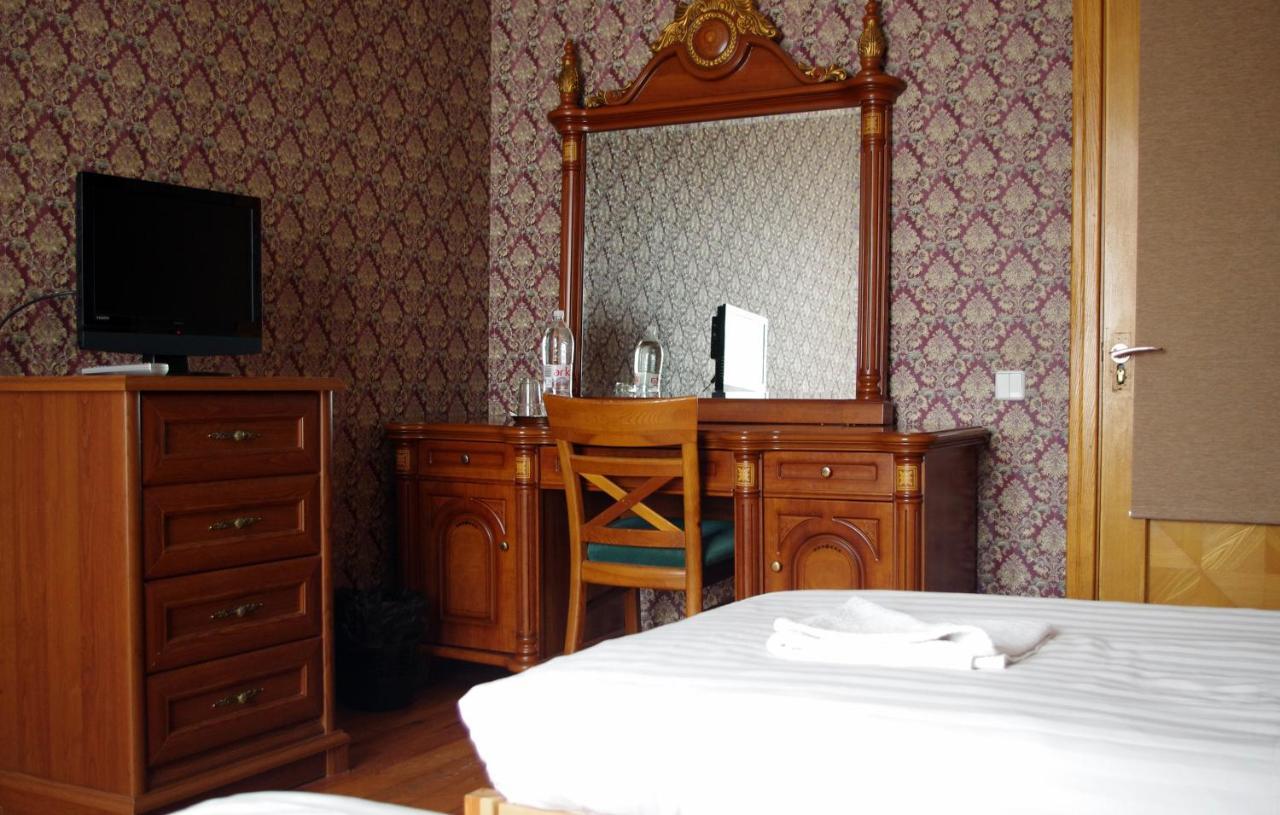 Villand With Free Private Parking And Self Check In Guest house Riga