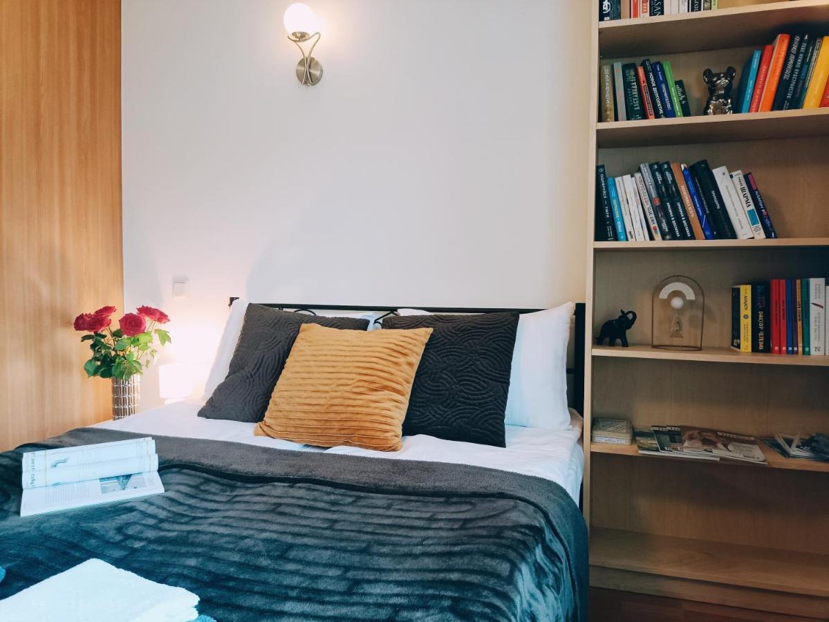 Apartment Homey Nest In Midtown Center, Up To 4 Guests, Steps From The Park, Free Parking
