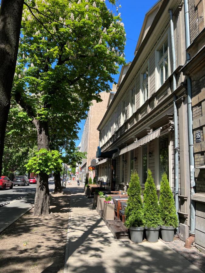 Modern In City Center! Korter