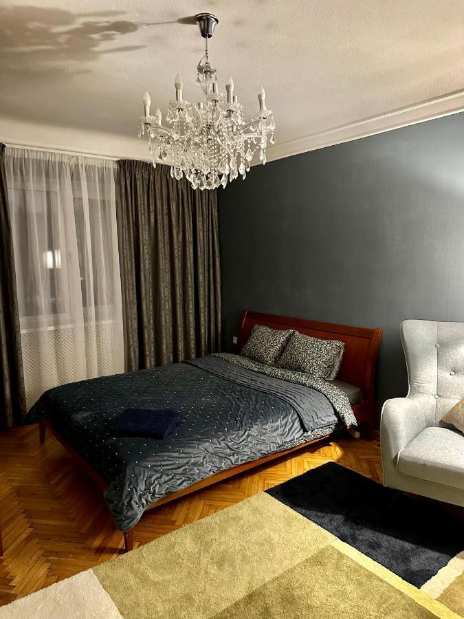 Huoneisto K-apartment