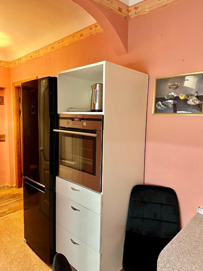Huoneisto K-apartment