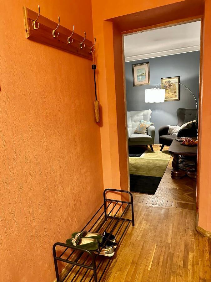K-apartment