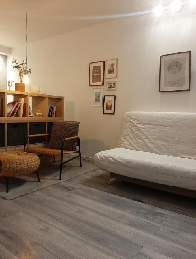 Appartement New! Cozy With Free Guarded Parking
