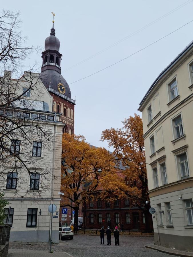 3 Bedrooms Next To Dom Square Apartment *