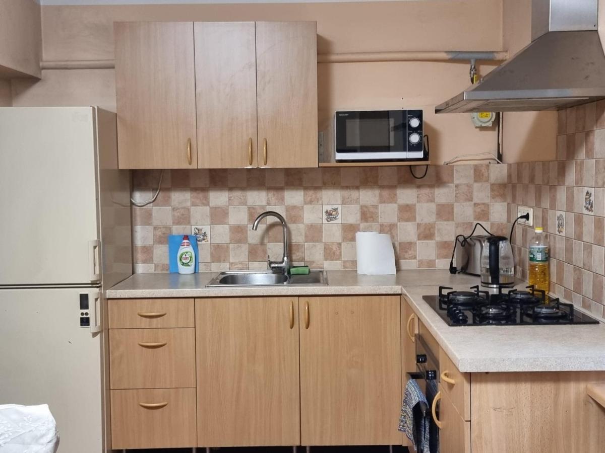 3 Bedrooms Next To Dom Square Riga