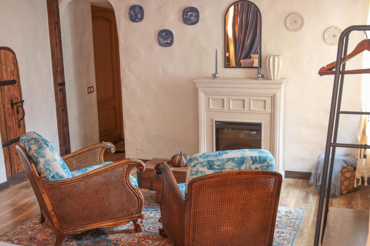 Historical Place In Old Town Apartment Riga