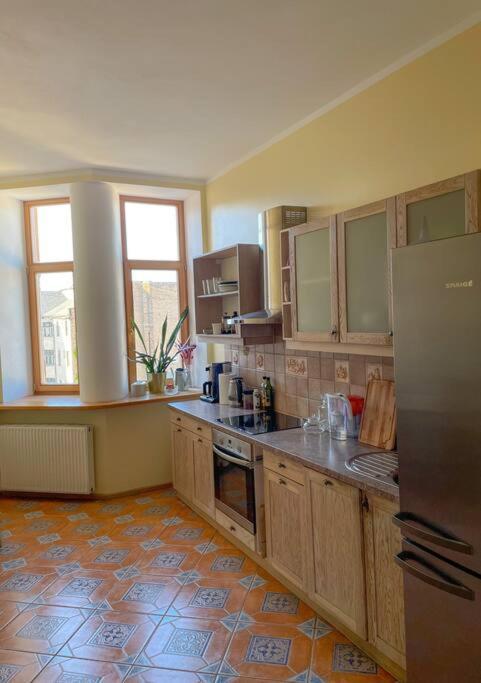 Spacious And Bright Center With Cityview *