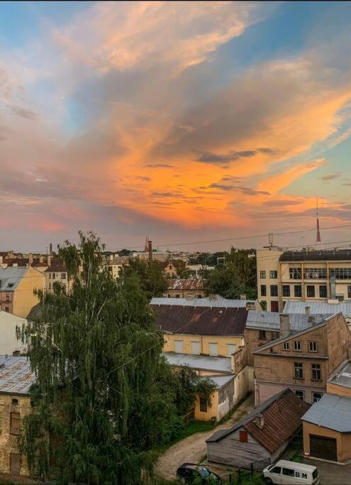 Apartment Spacious And Bright Center With Cityview Riga
