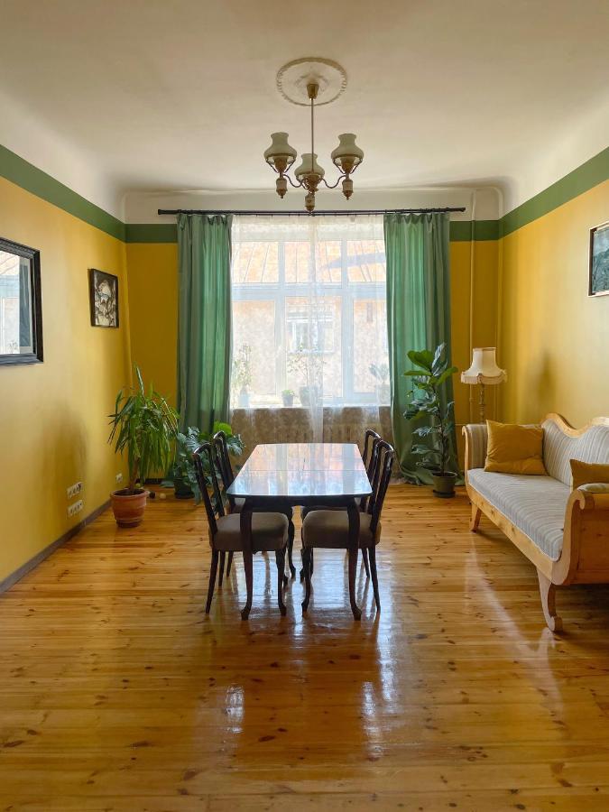 Spacious And Bright Center With Cityview Riga