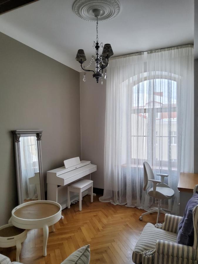 Al Pacino Apartment Riga