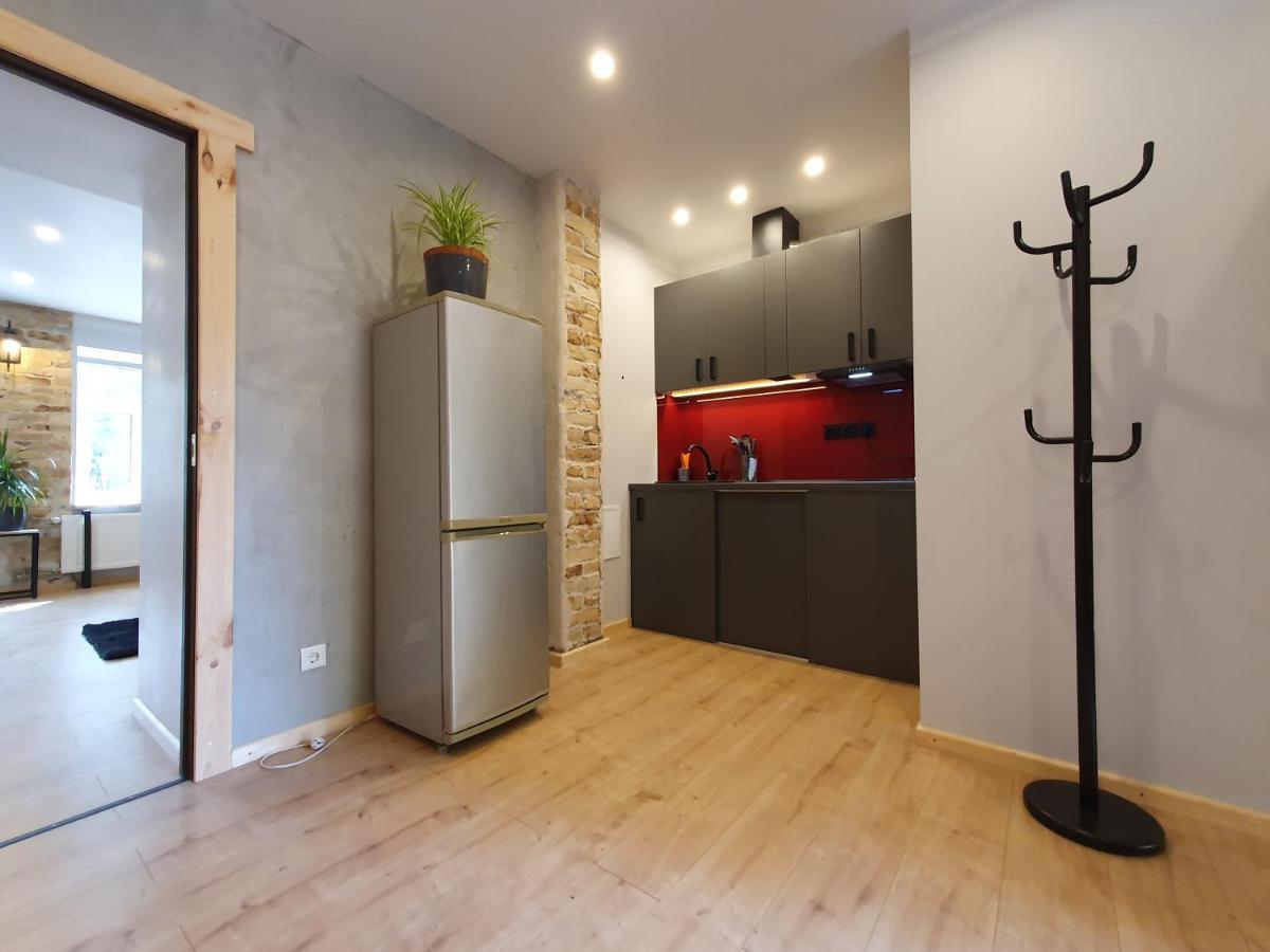 New In Historic House Apartment *
