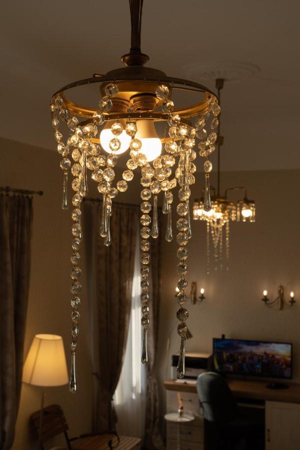 Elegant In Historical Centre & Free Locked Parking