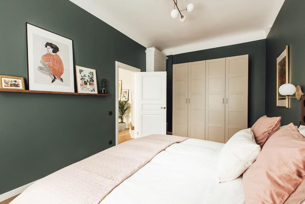 New Spacious And Cozy *