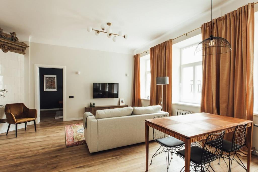 New Spacious And Cozy * Riga