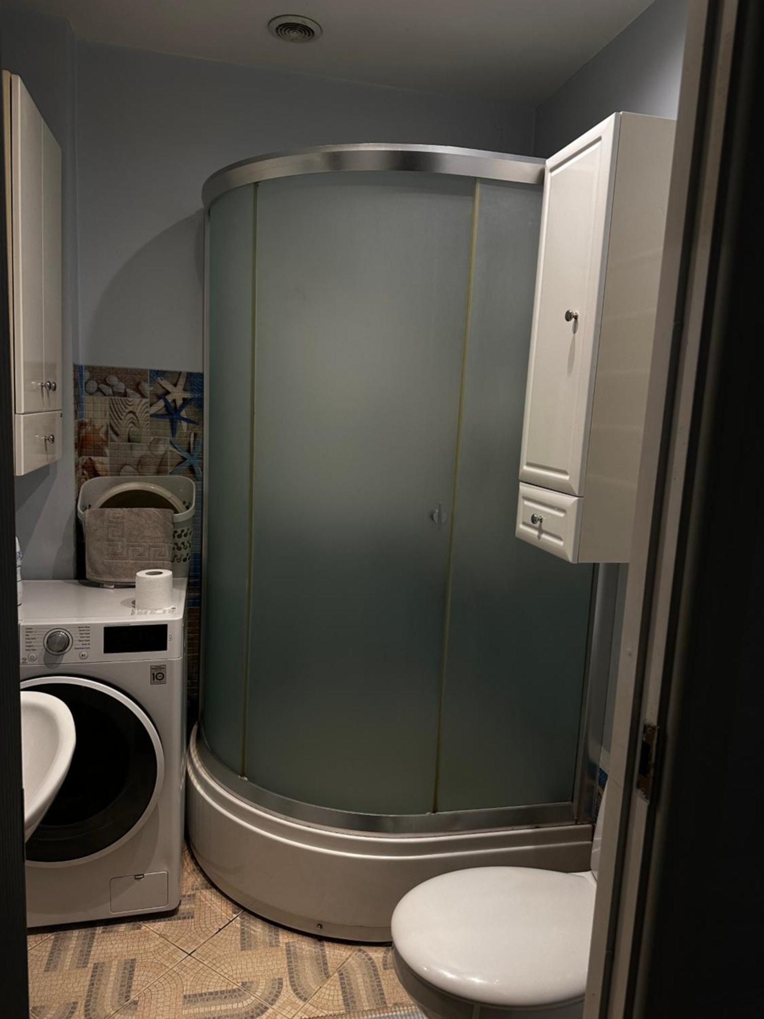Apartment Kingsize Bed Self Check In & Smart Tv And Parking Riga
