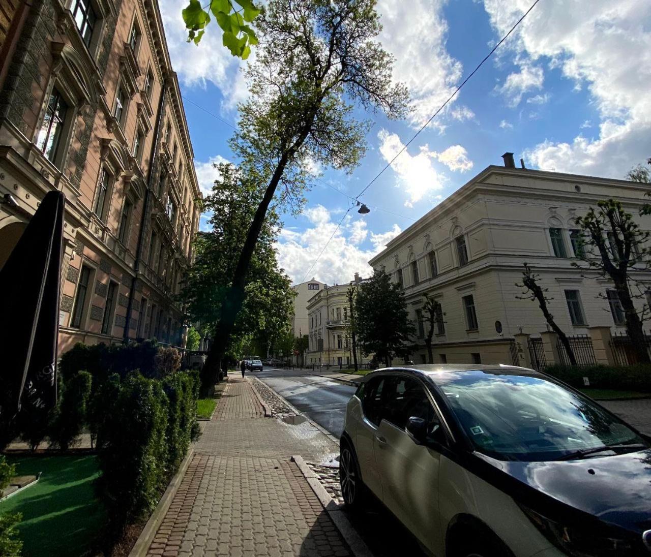 Huoneisto Alunana Premium & Fireplace In Art Nouveau District, 63 Sqm, 1870s, Self Check-in *