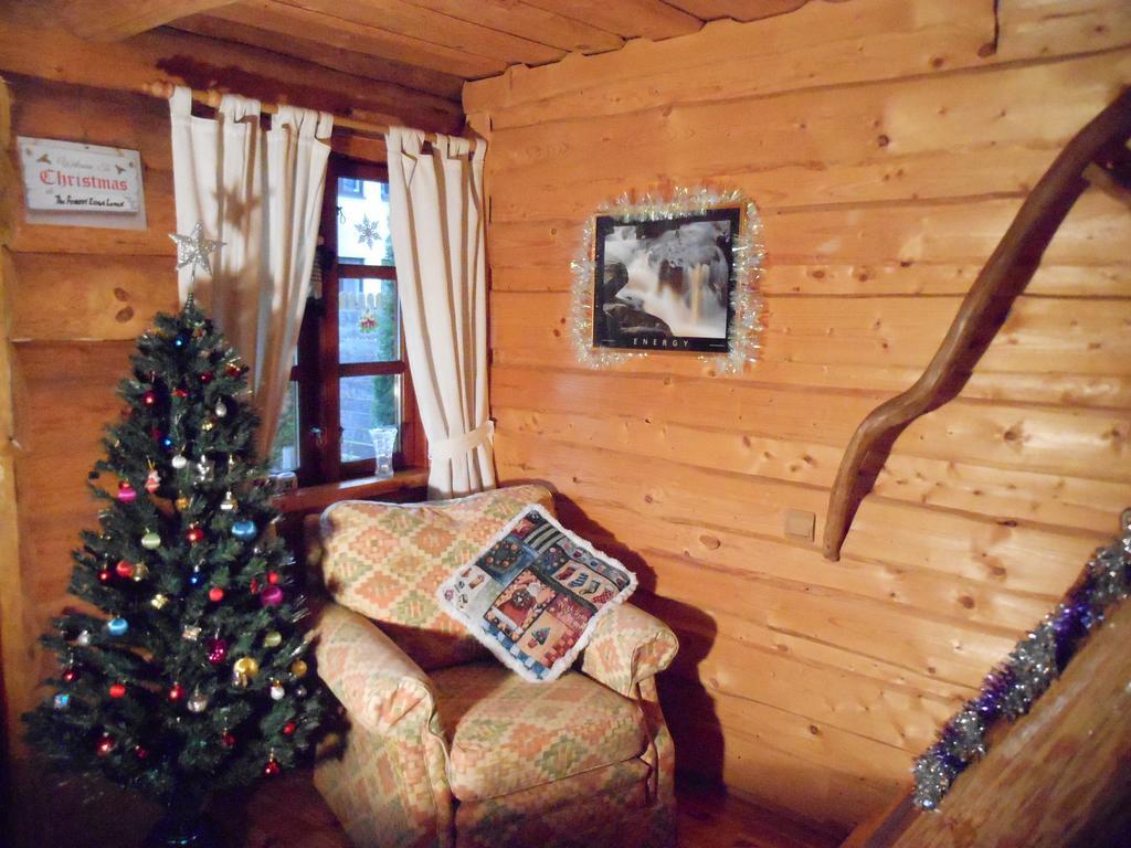 Forest Edge Lodge