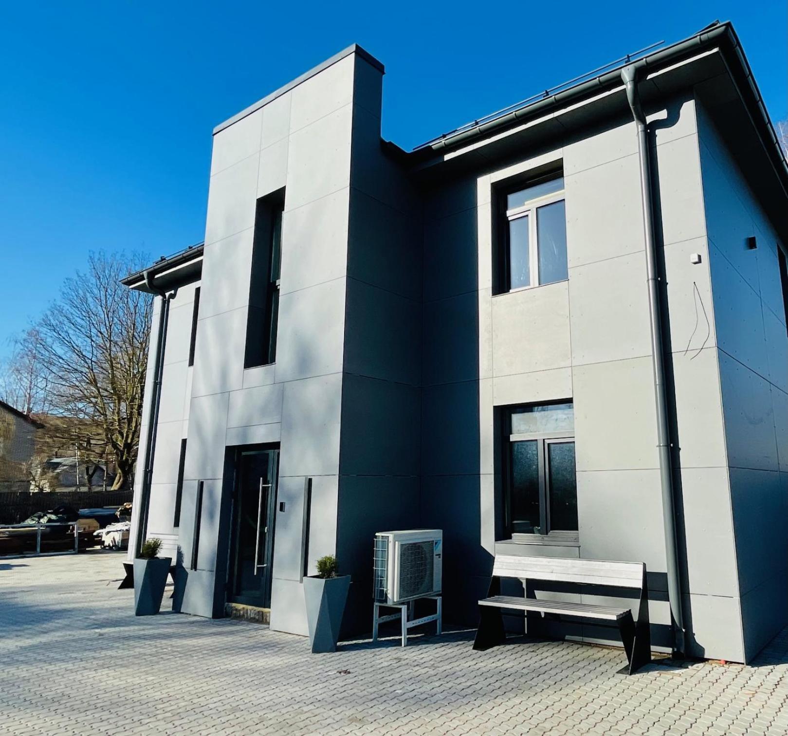 Brivibas - South / North, Free Privat Parking, Free Wifi, Self Check-in Apartamento Riga