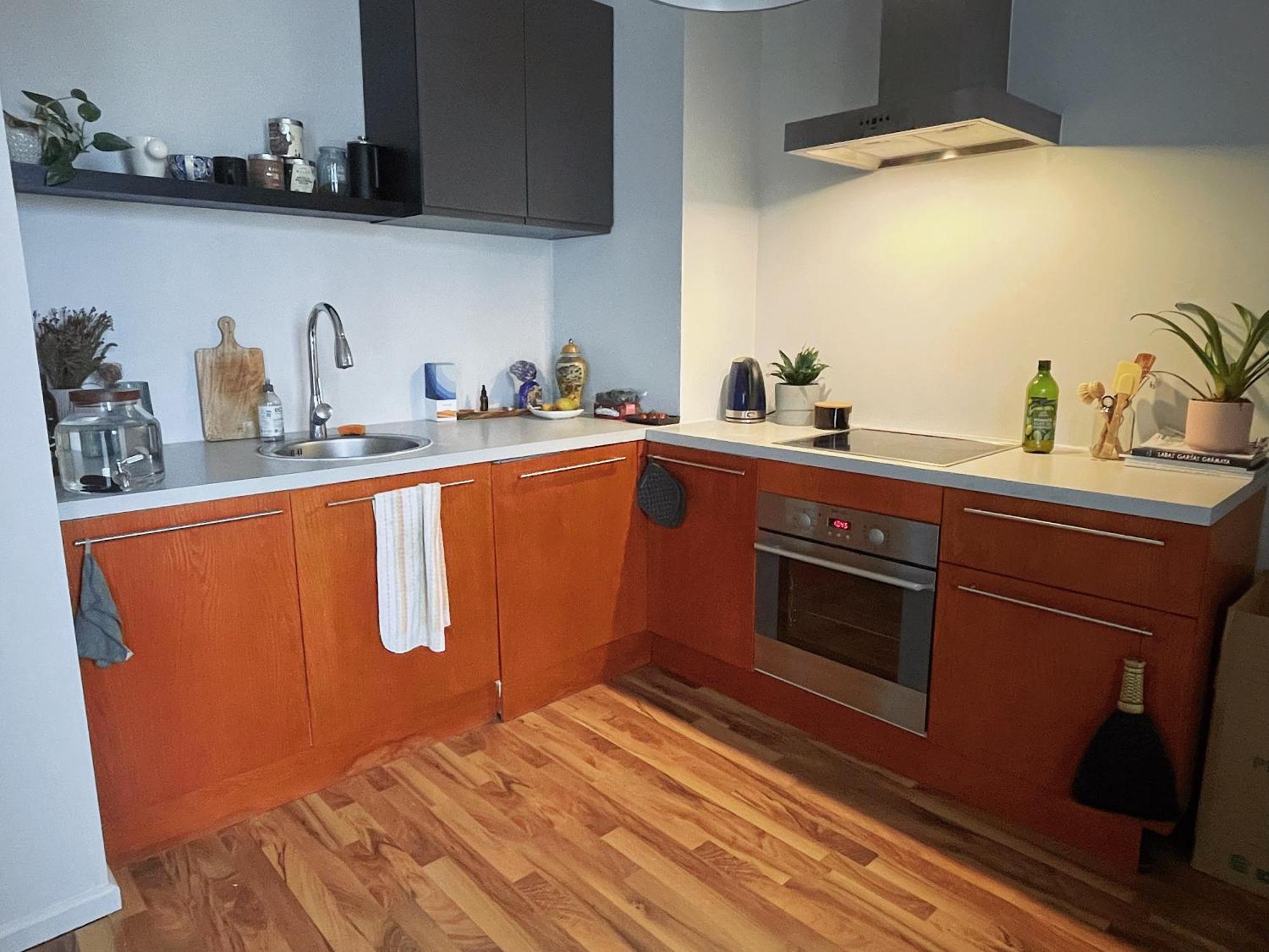 Spacious With Balcony Apartment