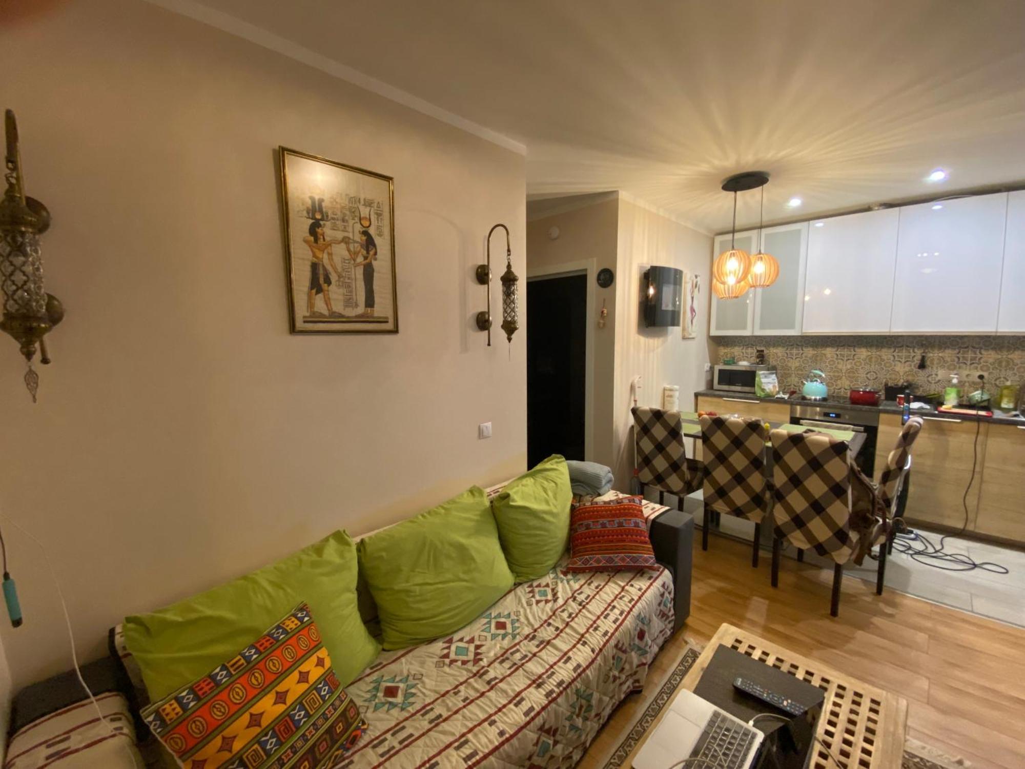 Orient Express In The Center Of Apartment