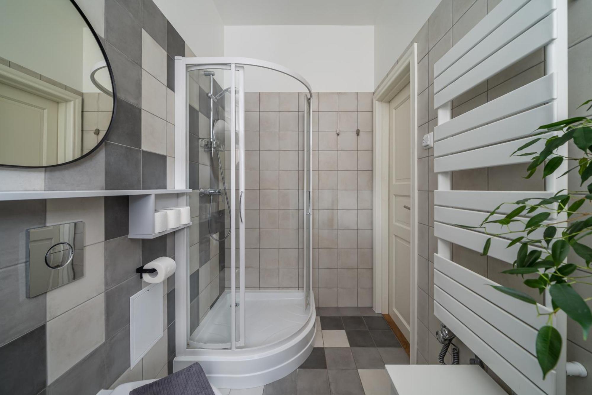 Căn hộ New! Quiet With Elevator, 9 Min Walk To Old Town Riga