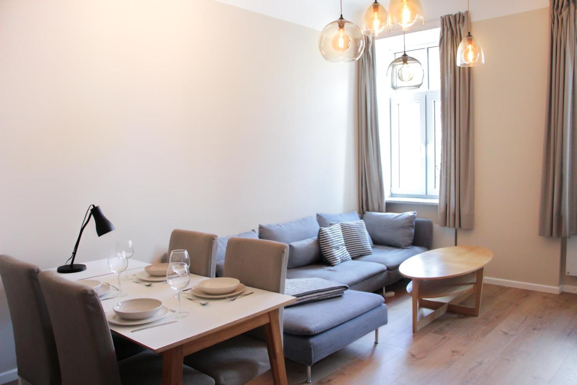 Luxury Renovated - 600 Mbit - 64 M2 - 65 Inch Tv *