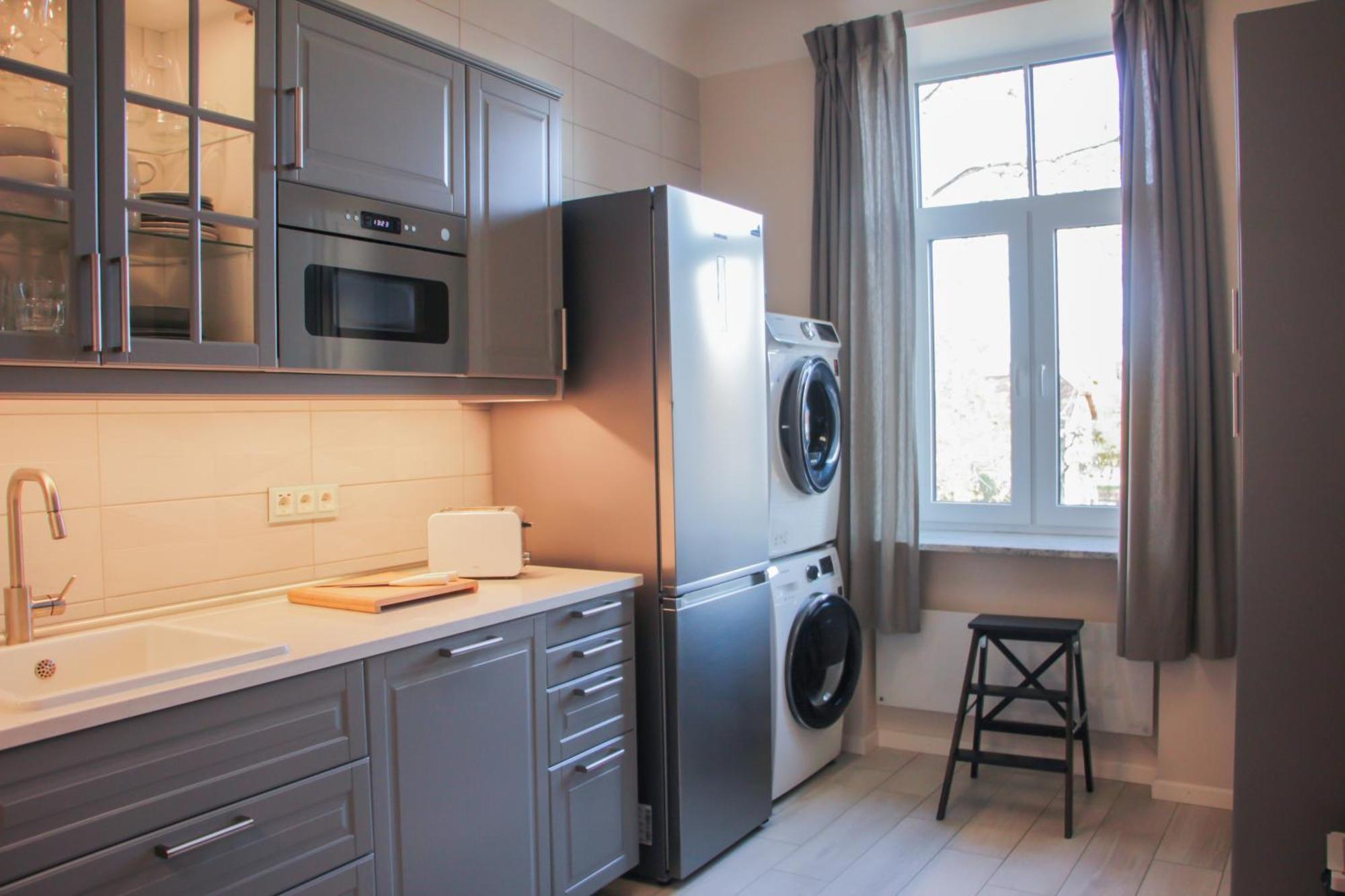 Luxury Renovated - 600 Mbit - 64 M2 - 65 Inch Tv