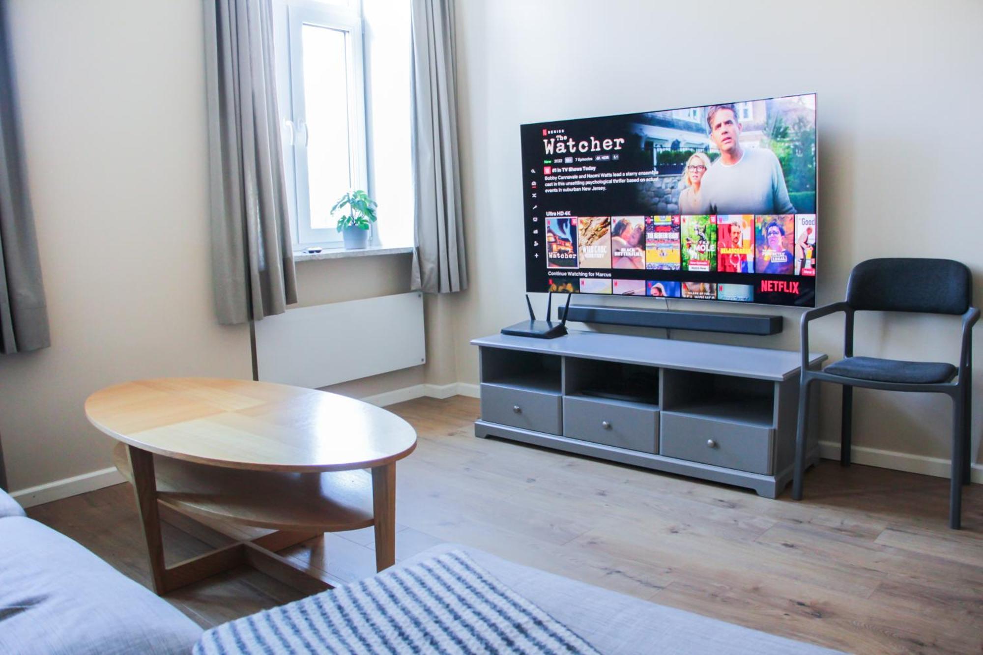 Luxury Renovated - 600 Mbit - 64 M2 - 65 Inch Tv * Riga