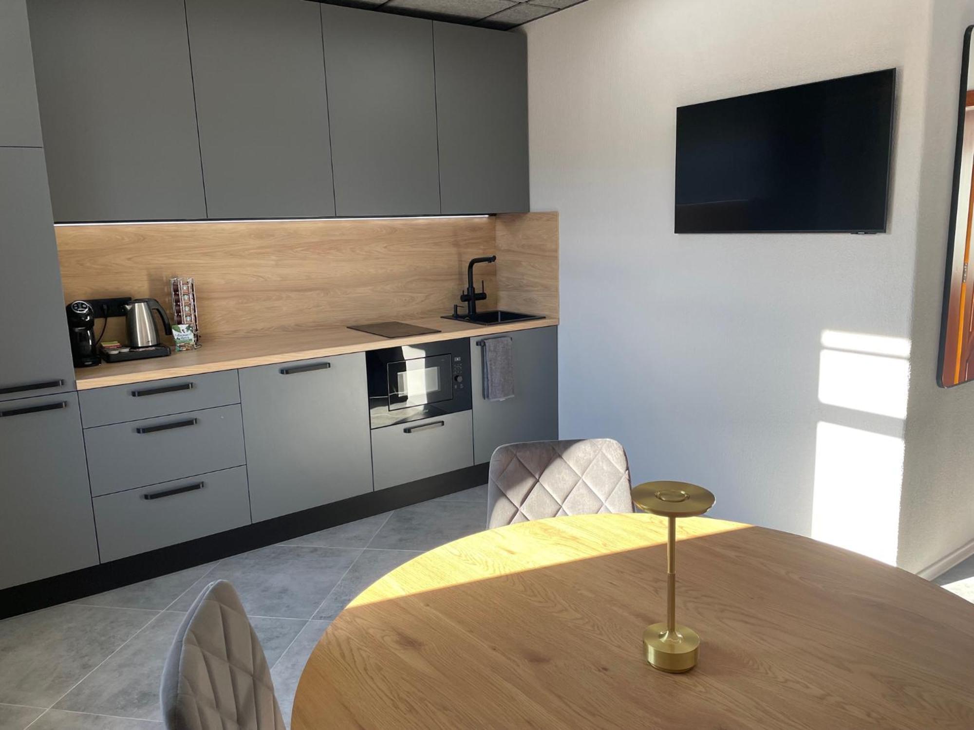 Brivibas - South / North, Free Privat Parking, Free Wifi, Self Check-in Apartamento *