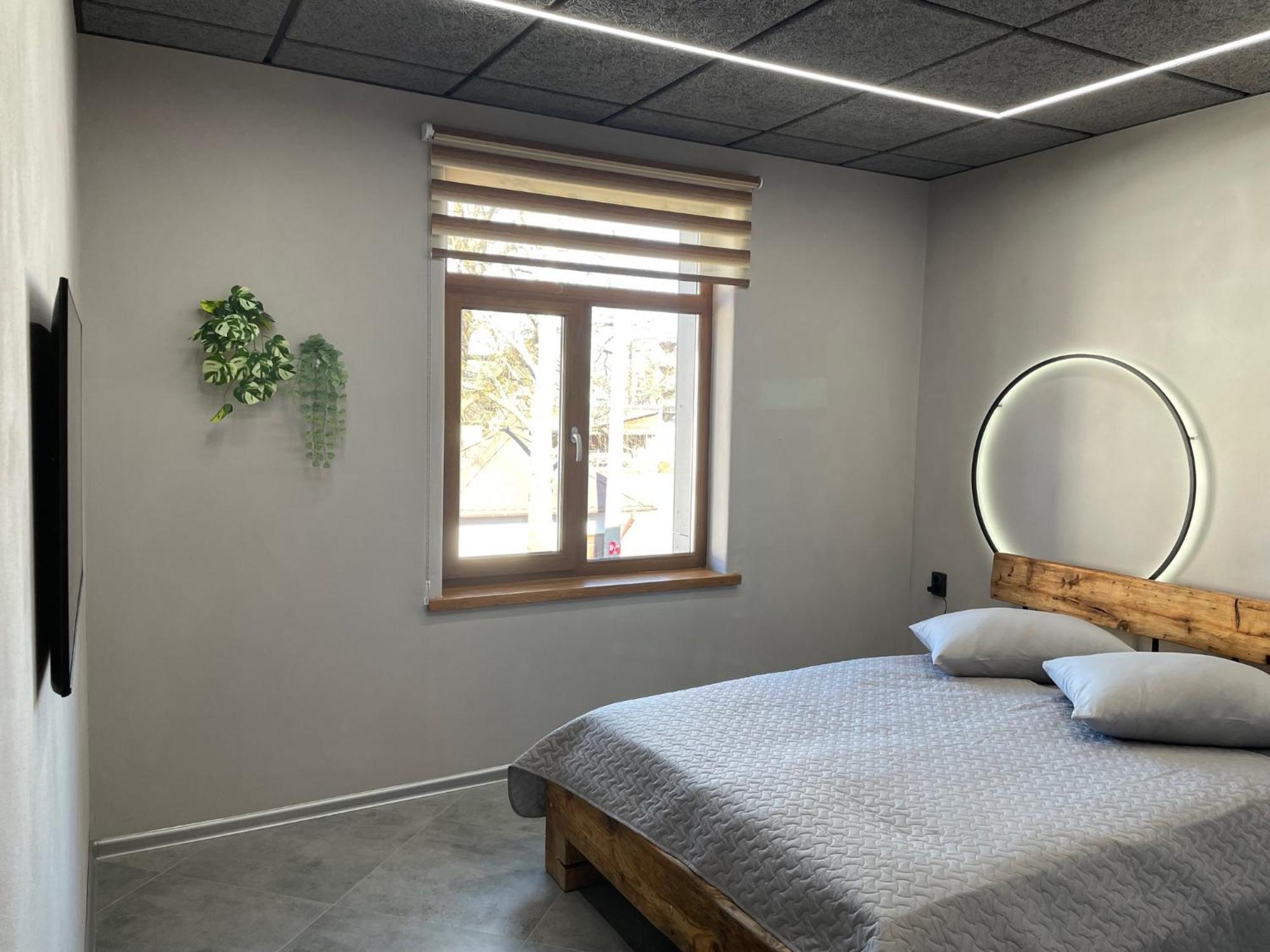 Brivibas - North & South, Free Privat Parking, Free Wifi, Self Check-in * Riga