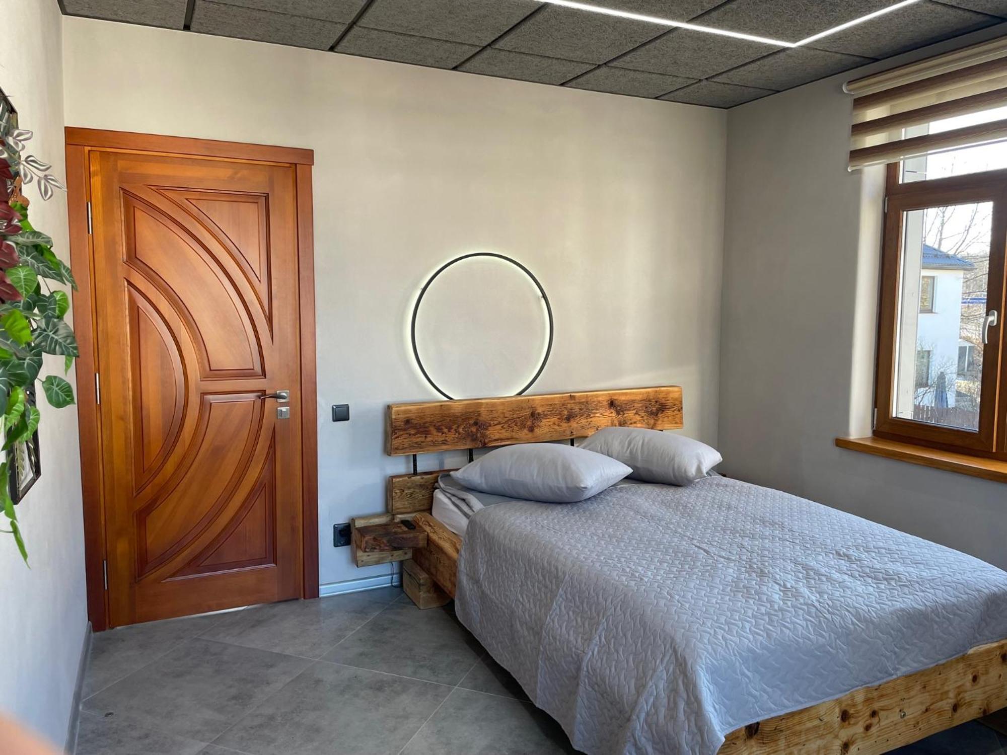 Brivibas - North & South, Free Privat Parking, Free Wifi, Self Check-in Riga