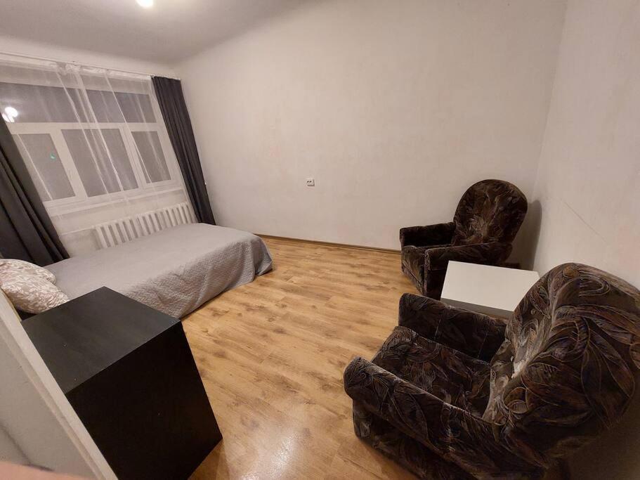 Comfy With 2 Bedrooms *