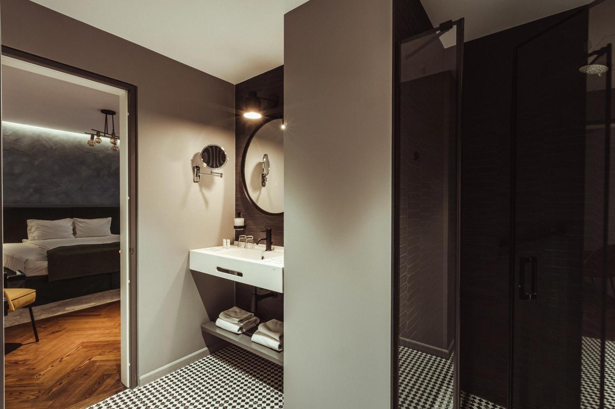 Konventa Seta Keystone Collection Hotel 4*